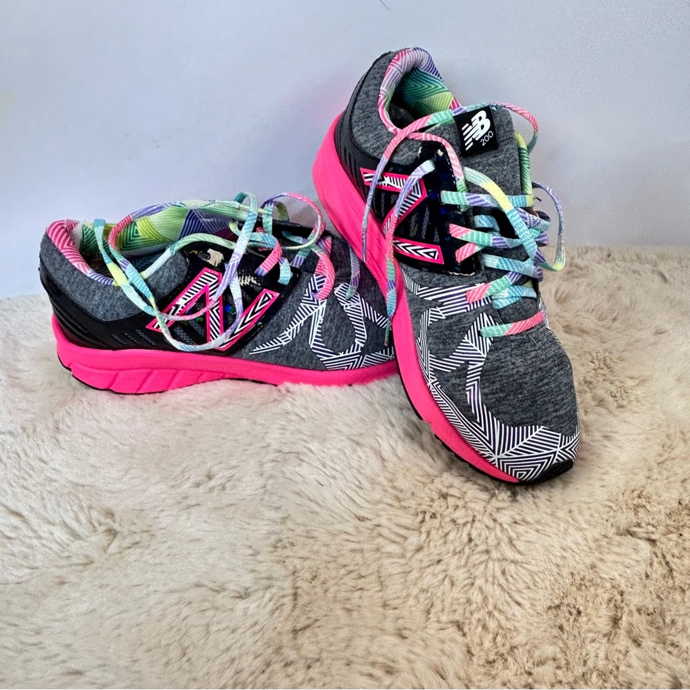 New Balance Pink and Gray Sneakers with Sporty Design Youth 6 Women’s 7.5/8